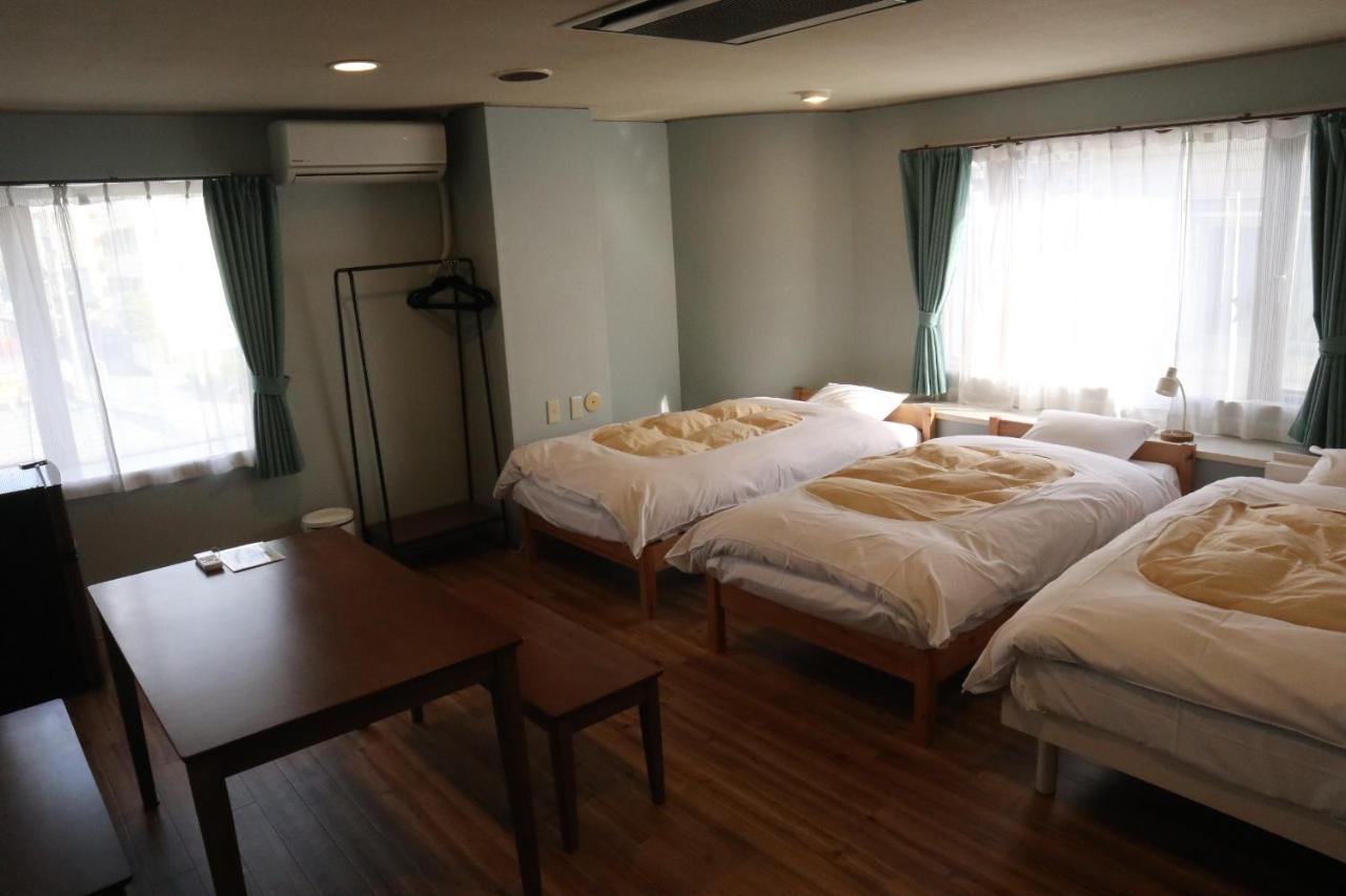 J-Hoppers Beppu Guesthouse ジェイホッパーズ別府ゲストハウス Exterior photo